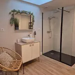 Terre & Avec Piscine Interieure Proche Cabourg 别墅
