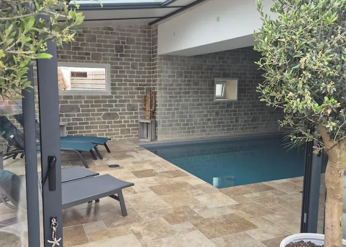 Terre & Avec Piscine Interieure Proche Cabourg Escoville