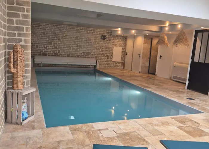 Terre & Avec Piscine Interieure Proche Cabourg Escoville